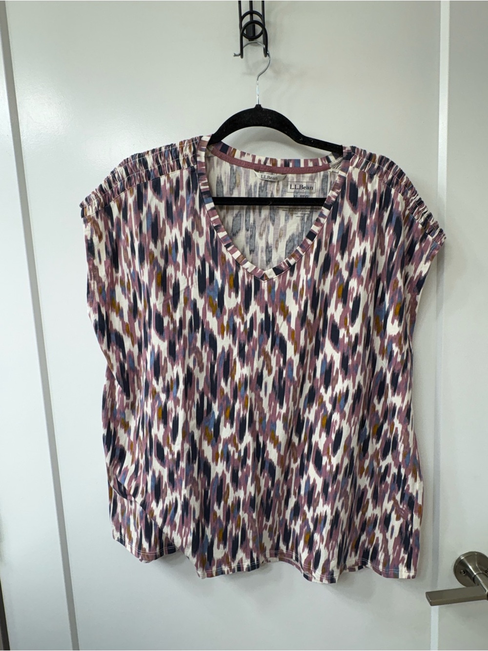 L.L.Bean Women's Purple V-Neck Abstract Printed Cap Sleeve Top SZ XL